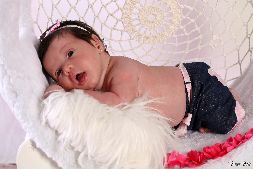 Isis, 1 mês, estúdio barra Bonita,