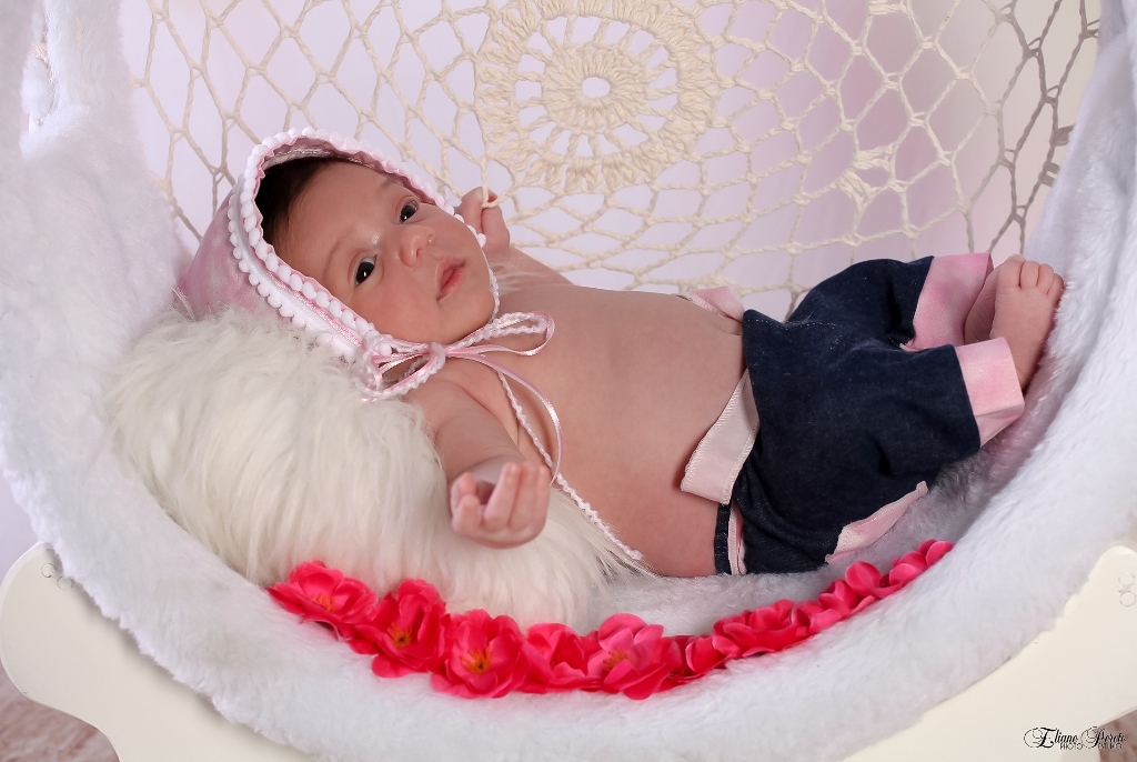 Isis, 1 mês, estúdio barra Bonita,