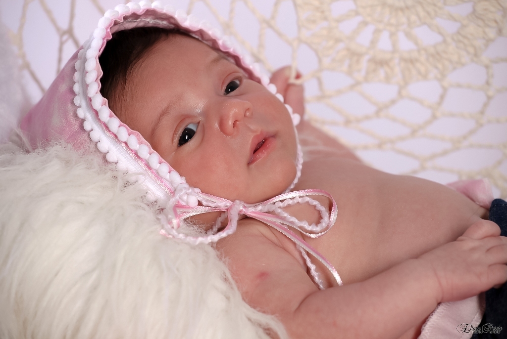 Isis, 1 mês, estúdio barra Bonita,