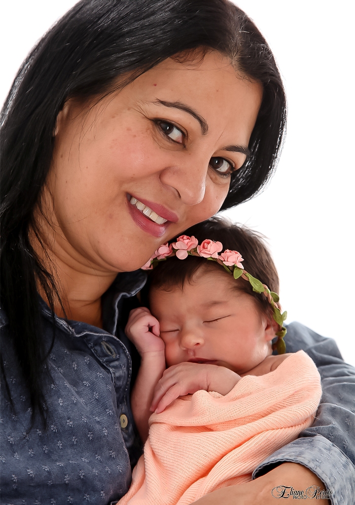 Newborn, Recém-Nascidos, Fotografia de Newborn, Fotografia de Estúdio, Bebês, Barra Bonita, Vovó e Bebê