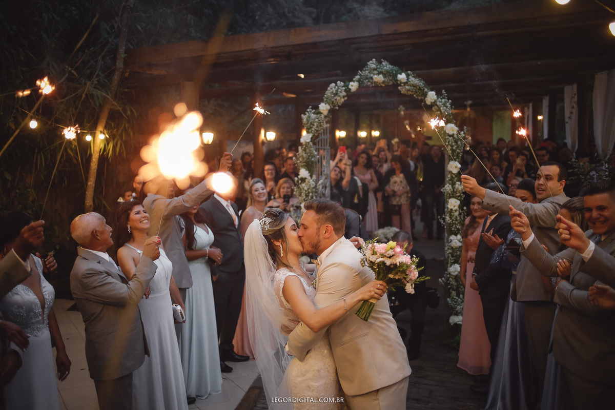 Beijos depois da cerimônia 