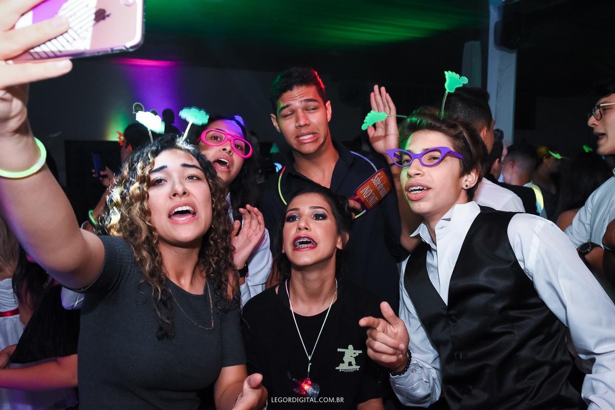 Self em festa de 15 anos
