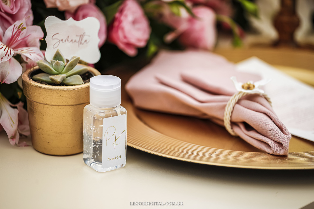 Detalhes da Mesa dos Noivos