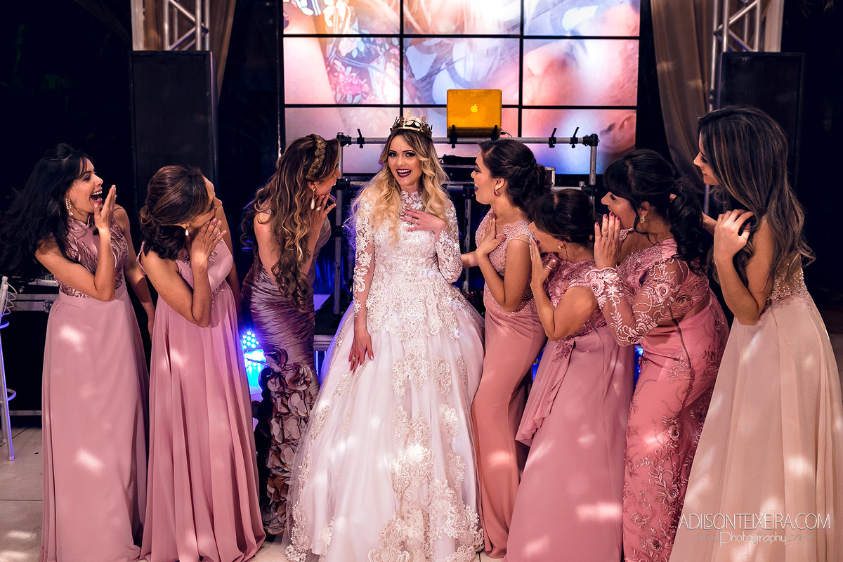 casamento de andre e biancca clicados por adilson teixeira fotografo em presidente venceslau e presidente prudente, foi um prazer fazer essa fotografia de casamento em presidente venceslau. Bom trabalhar com maisa bordinassi e lucas previato cinegrafia