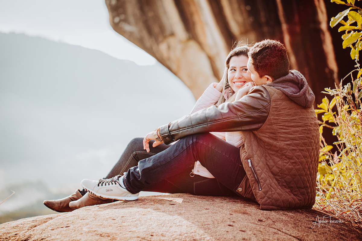 Ensaio-pre wedding-na Pedra da Tartaruga-Teresopolis- com Tayna e Mike com melhor Fotografo de Casamentos do RJ -Fotografo-Adilson-Teixeira-Fotografo-RJ-Fotografo-Petropolis-Fotografo-Magé-RJ