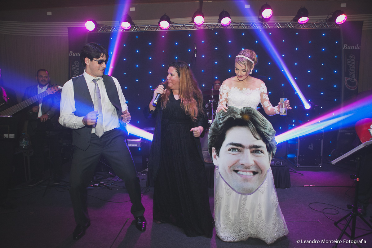 Destination Wedding. Casamento realizado no hotel e Pousada Suryapan, em Campos do Jordão - SP. Casamento no campo.