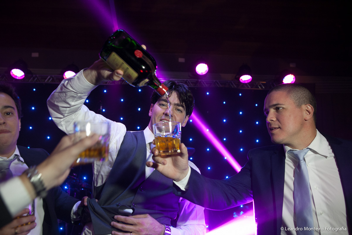 Destination Wedding. Casamento realizado no hotel e Pousada Suryapan, em Campos do Jordão - SP. Casamento no campo.