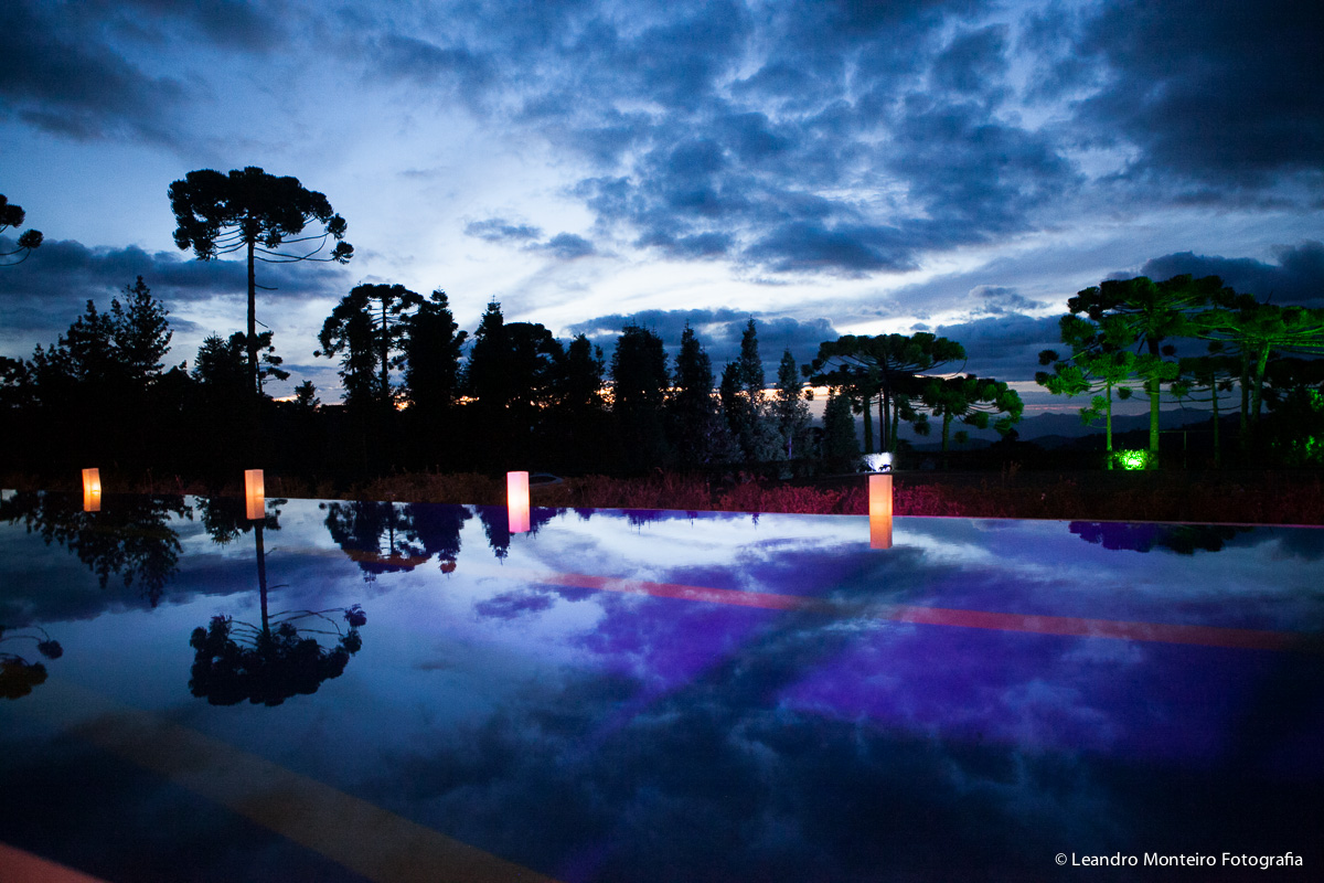 Destination Wedding. Casamento realizado no hotel e Pousada Suryapan, em Campos do Jordão - SP. Casamento no campo.