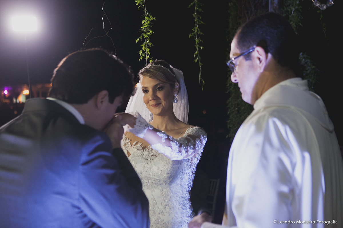Destination Wedding. Casamento realizado no hotel e Pousada Suryapan, em Campos do Jordão - SP. Casamento no campo.