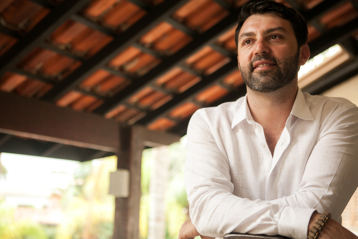 Destination Wedding. Casamento realizado no hotel coconuts, em São Sebastião - SP. Casamento na praia.