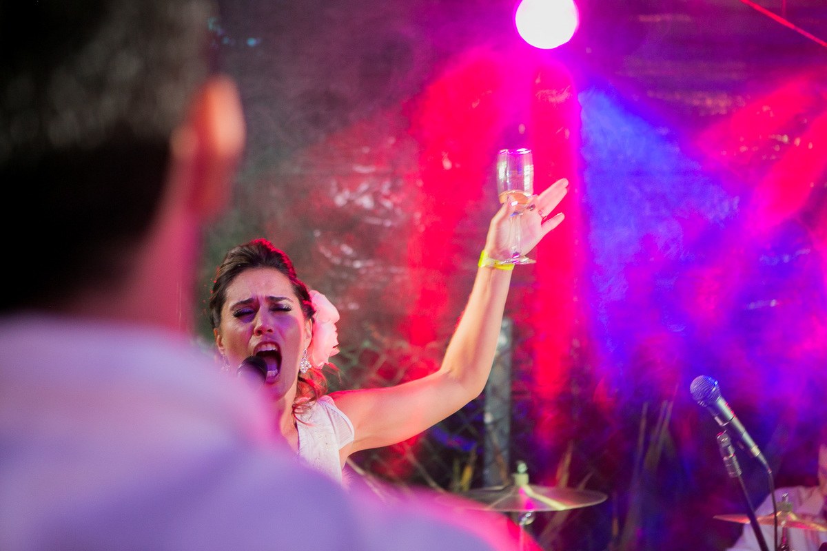 Destination Wedding. Casamento realizado no hotel coconuts, em São Sebastião - SP. Casamento na praia.