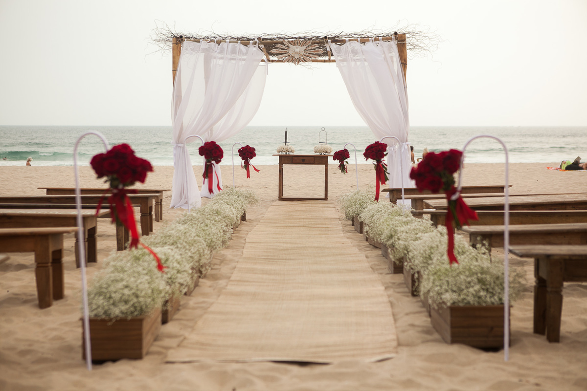 Destination Wedding. Casamento realizado no hotel coconuts, em São Sebastião - SP. Casamento na praia.