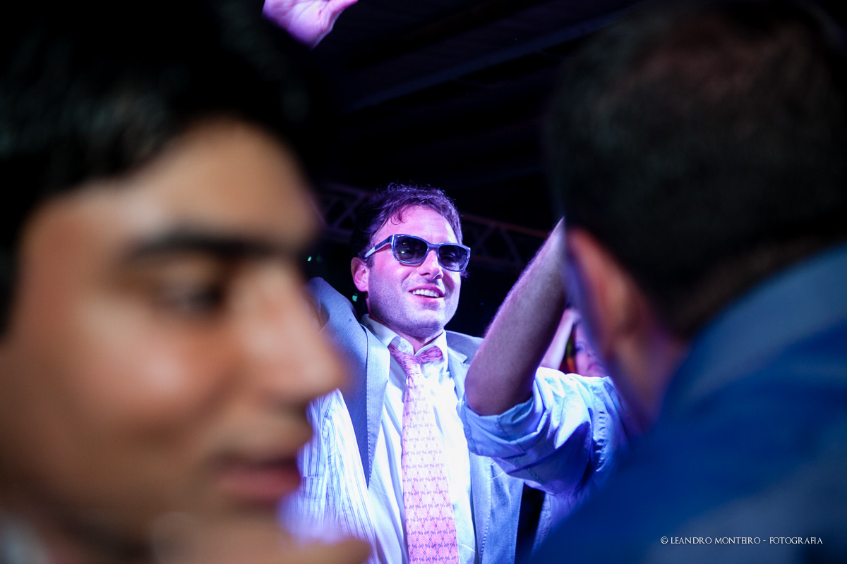 Destination Wedding. Casamento realizado no Maresiras hotel, em São Sebastião - SP. Casamento na praia.