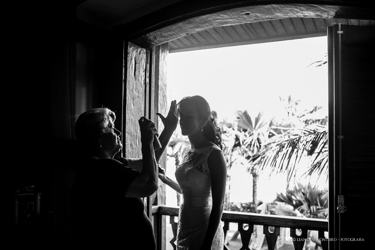 Destination Wedding. Casamento realizado no Maresiras hotel, em São Sebastião - SP. Casamento na praia.