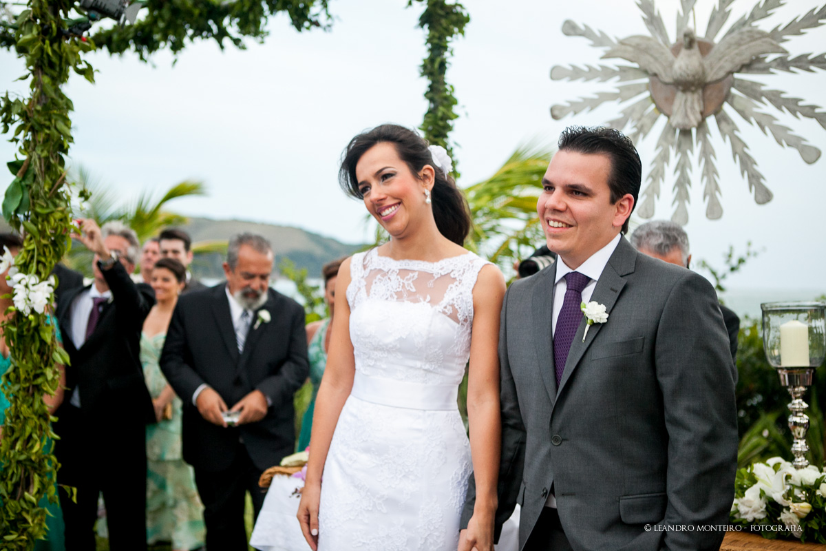 Destination Wedding. Casamento realizado no Maresiras hotel, em São Sebastião - SP. Casamento na praia.