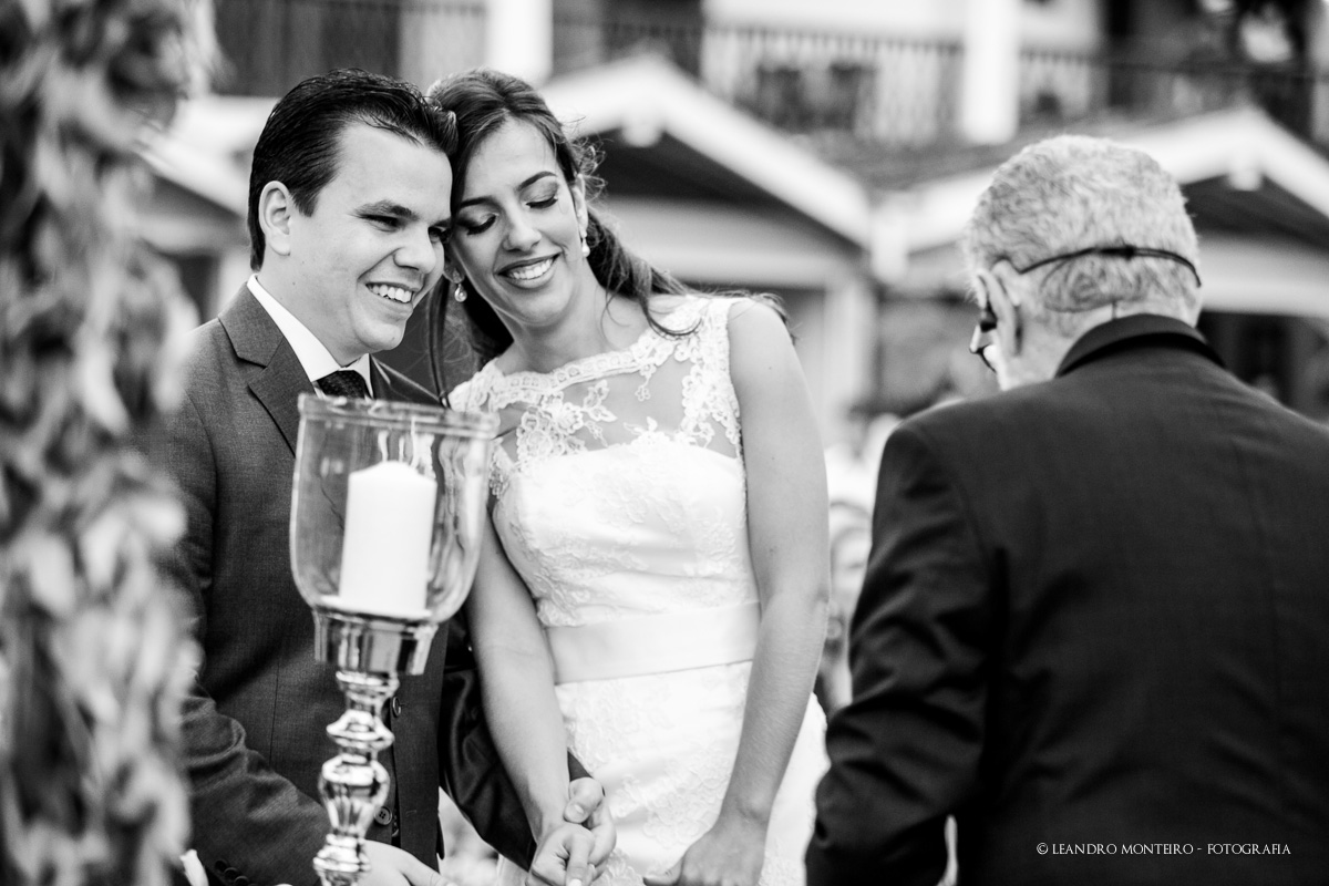 Destination Wedding. Casamento realizado no Maresiras hotel, em São Sebastião - SP. Casamento na praia.