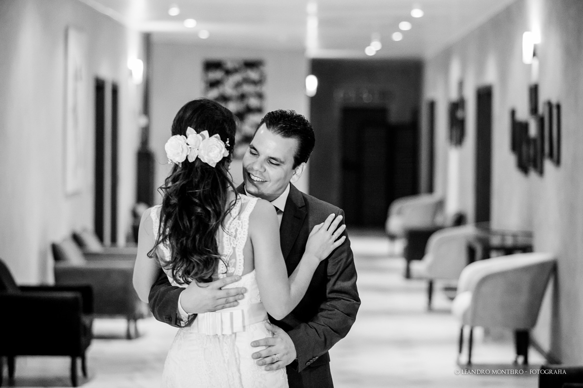 Destination Wedding. Casamento realizado no Maresiras hotel, em São Sebastião - SP. Casamento na praia.