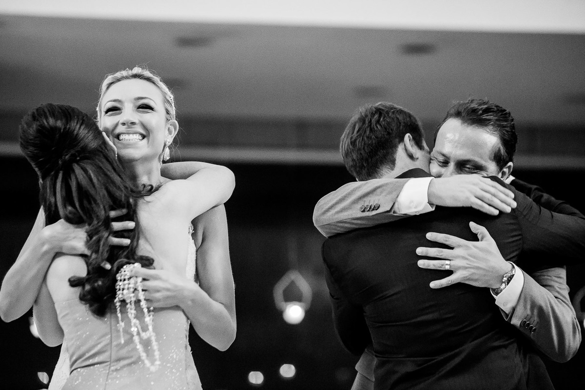 Casamento na Univap, animado pelo cantor Frejat.