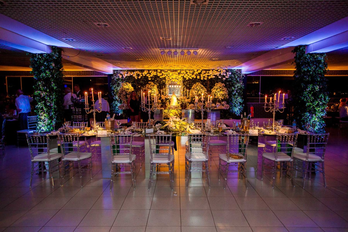 Casamento na Univap, animado pelo cantor Frejat.