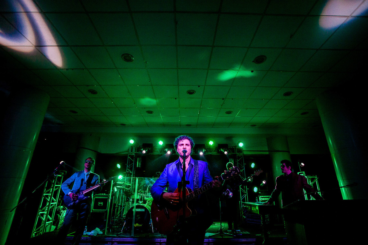 Casamento na Univap, animado pelo cantor Frejat.