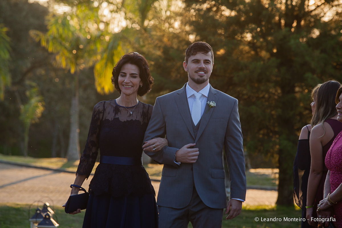 Fotos de um lindo casamento realizado na cidade de Jacarei, no Bonanza Rural Center.