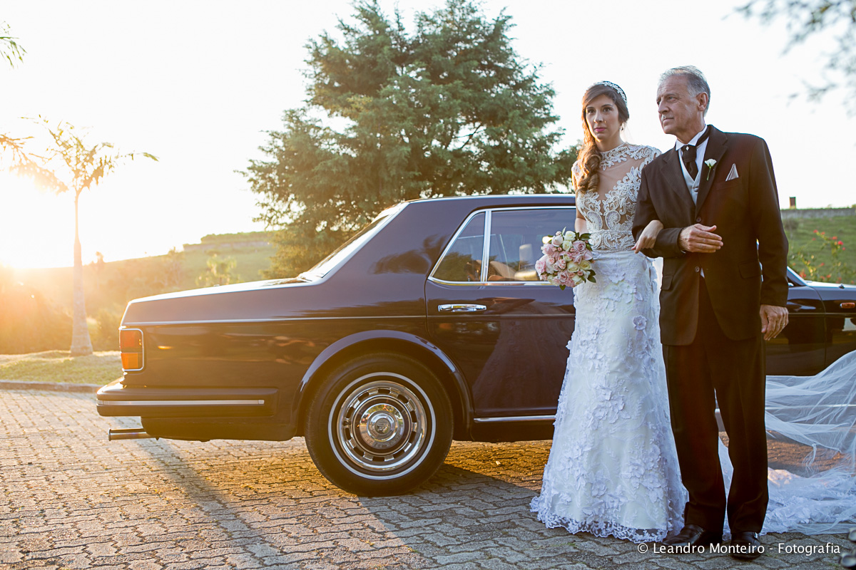 Fotos de um lindo casamento realizado na cidade de Jacarei, no Bonanza Rural Center.