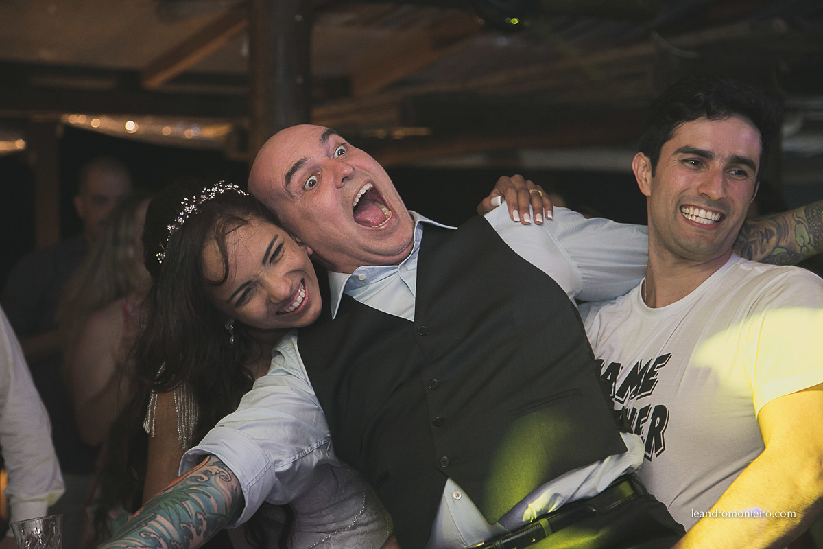 casamento-praia-barracuda-toque-toque-dani-marcio