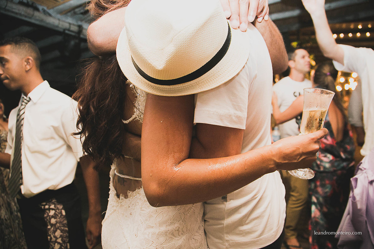 casamento-praia-barracuda-toque-toque-dani-marcio