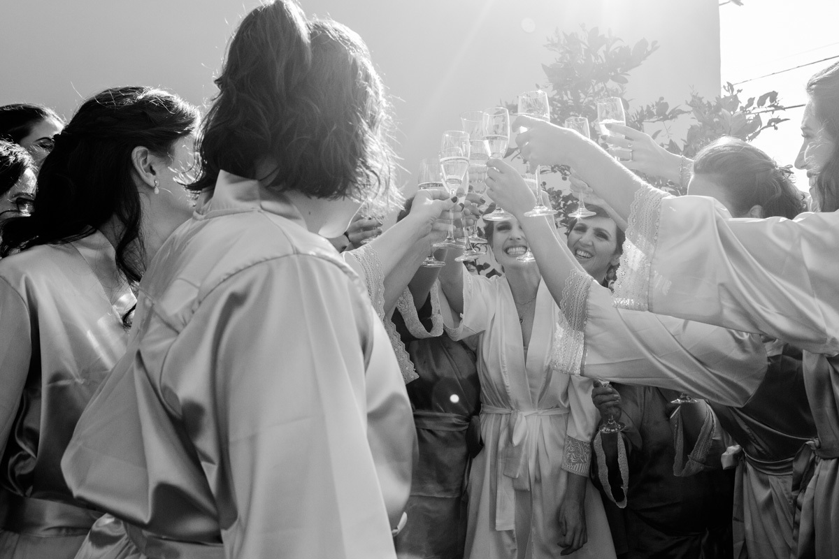 noiva e madrinhas no making of