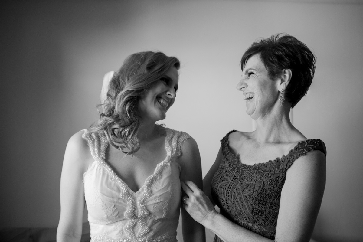 noiva com a mãe