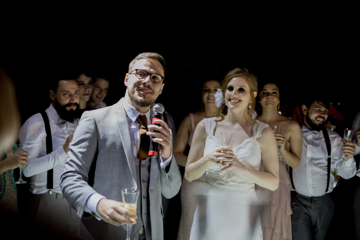 brinde do casal na festa