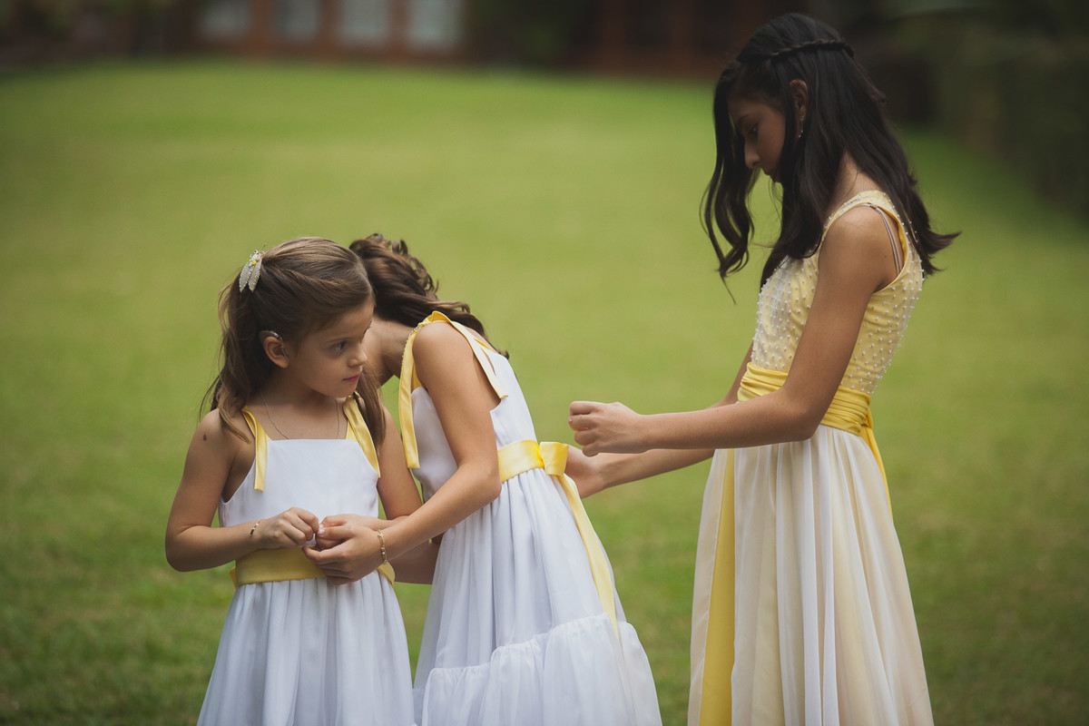 daminhas em casamento ao ar livre
