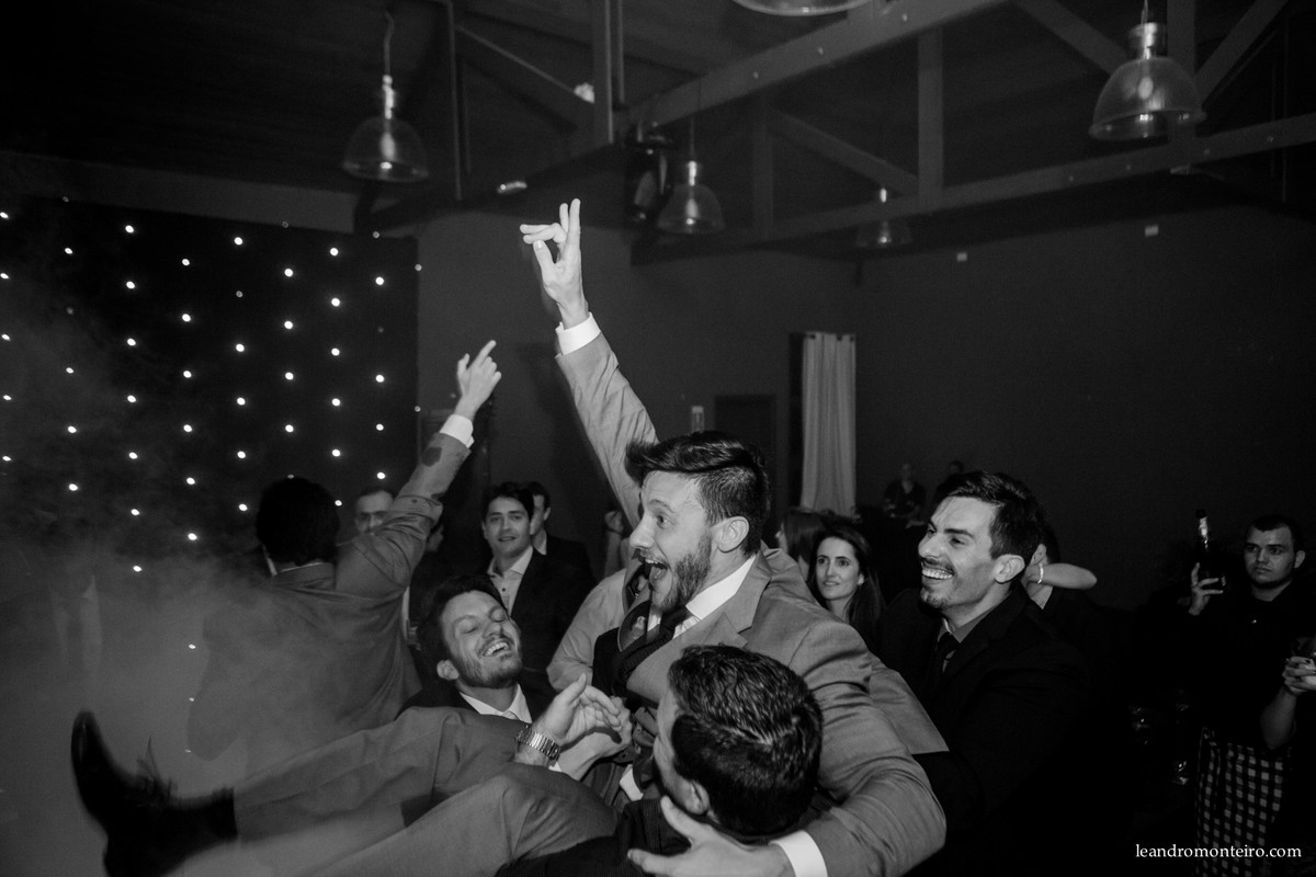 festa de casamento nas montanhas