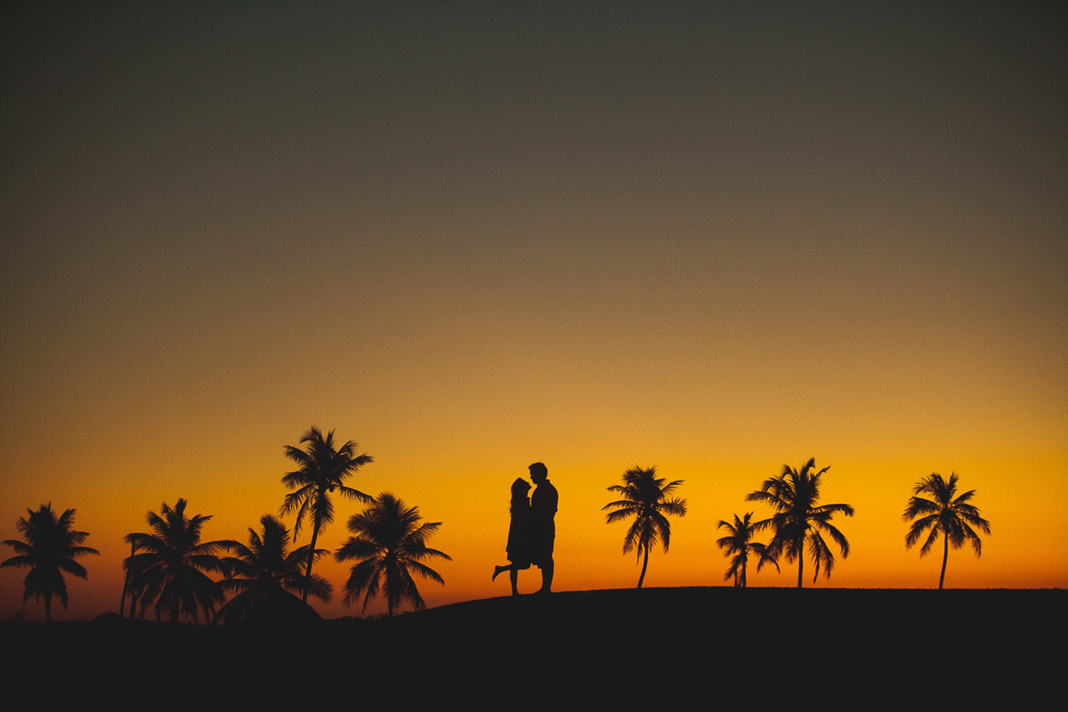 Ensaio de pre casamento realizado em Salvador, Praia do Forte, Bahia.