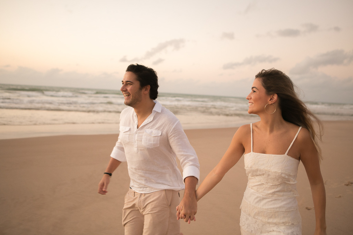 Ensaio de pre casamento realizado em Salvador, Praia do Forte, Bahia.