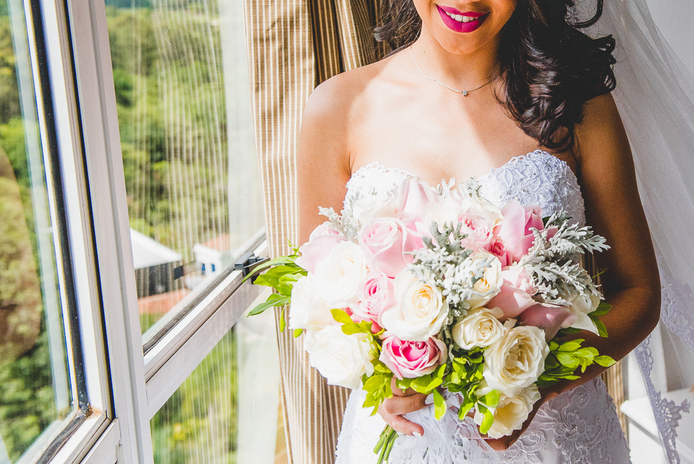 bouquet de noiva para casamento no campo no espaço Quinta das Bromélias