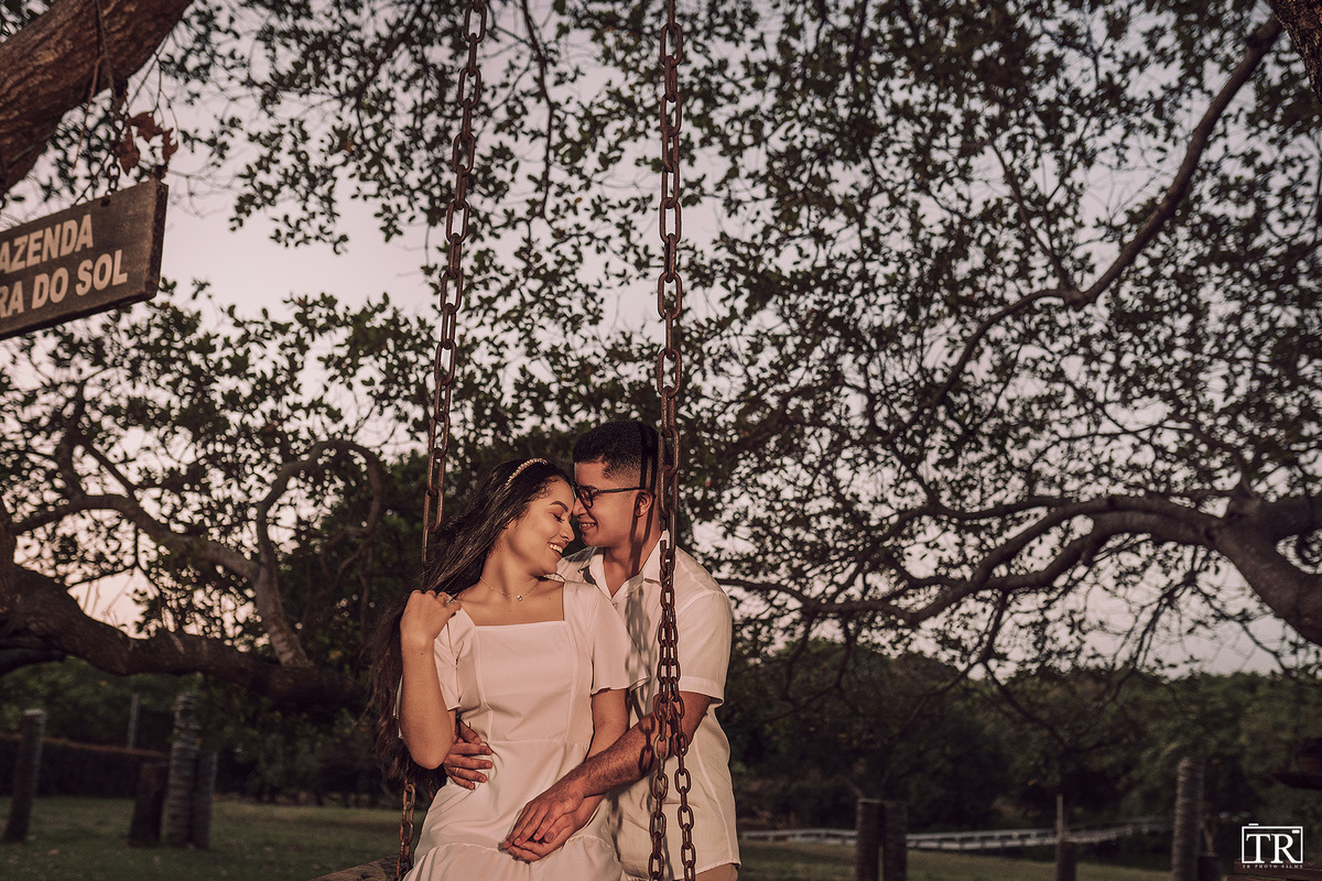 Sessao de fotos pre wedding fazenda terra do sol - Raquel e Tiago