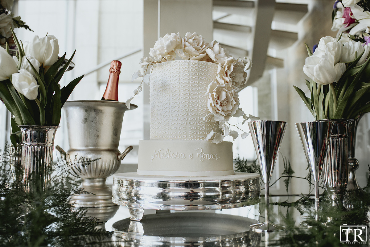 Bolo para Noivado Fortaleza - Melissa e Renan
