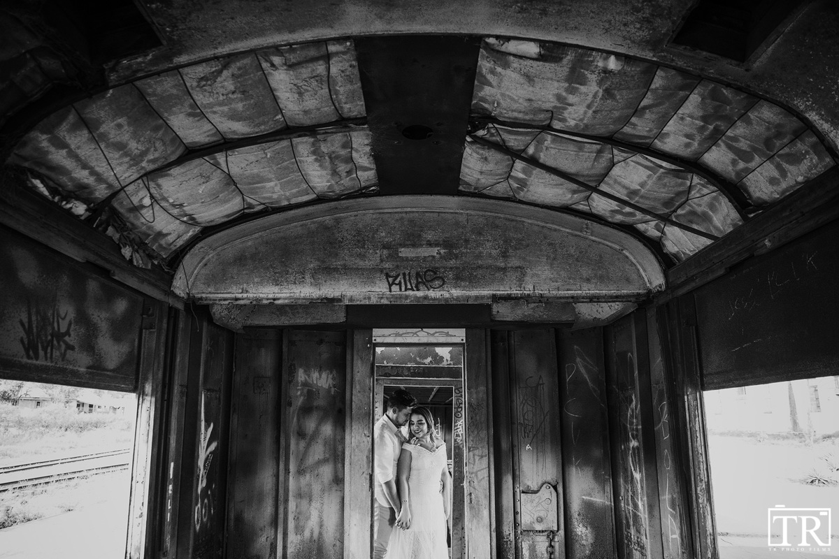 Sessão Fotográfica Pre Wedding Estacao da Gare Santa Maria RS
