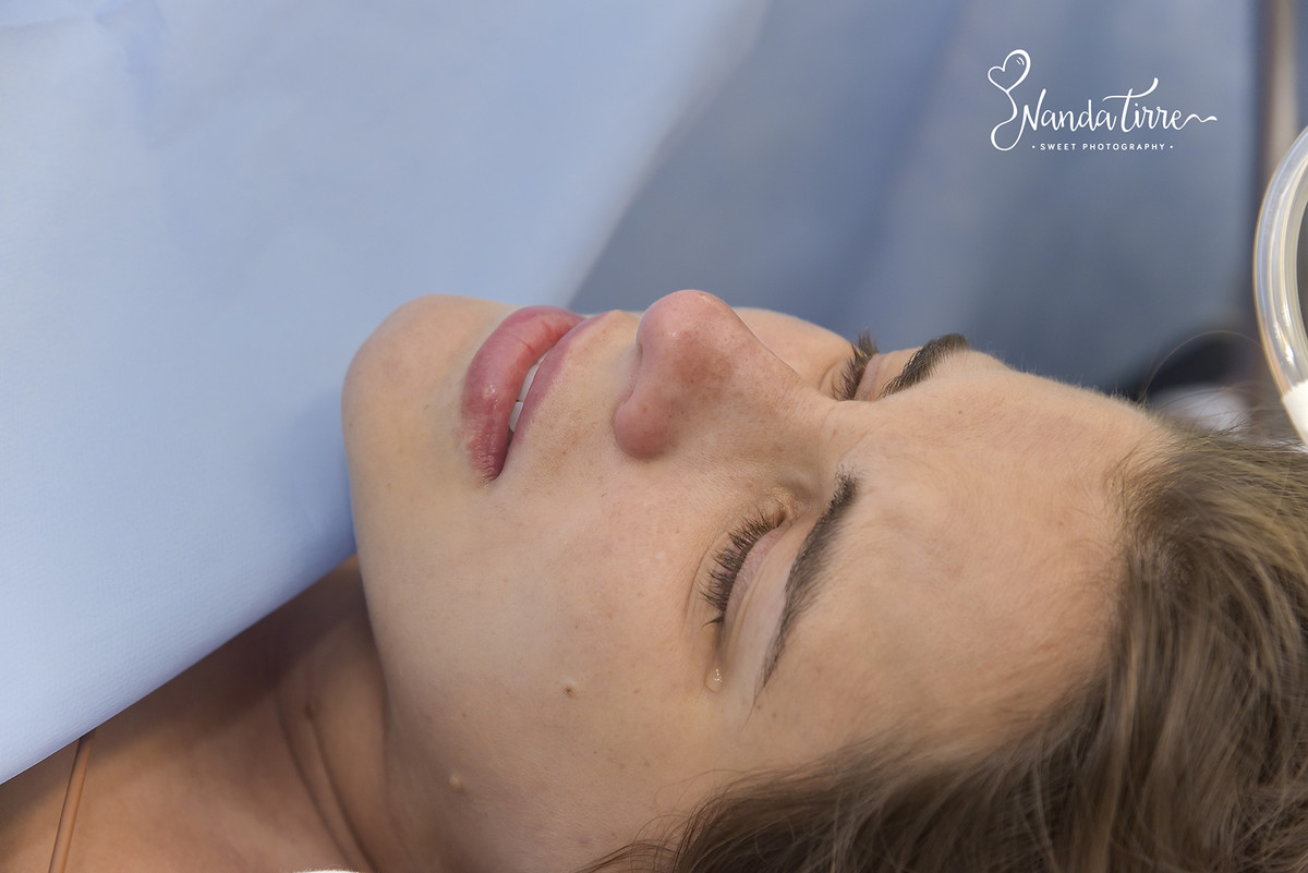 newborn-recem-nascido-bebê-baby-fotografia-fotógrafo-foto-book-ensaio-fotográfico-estúdio-nanda-tirre-photo-maternidade-perinatal-cssj-mãe-pai-grávida-gravidez-gestante-gestação-rio-de-janeiro-rj-parto-amamentação-photography-RJ-normal-cesárea-nascimento