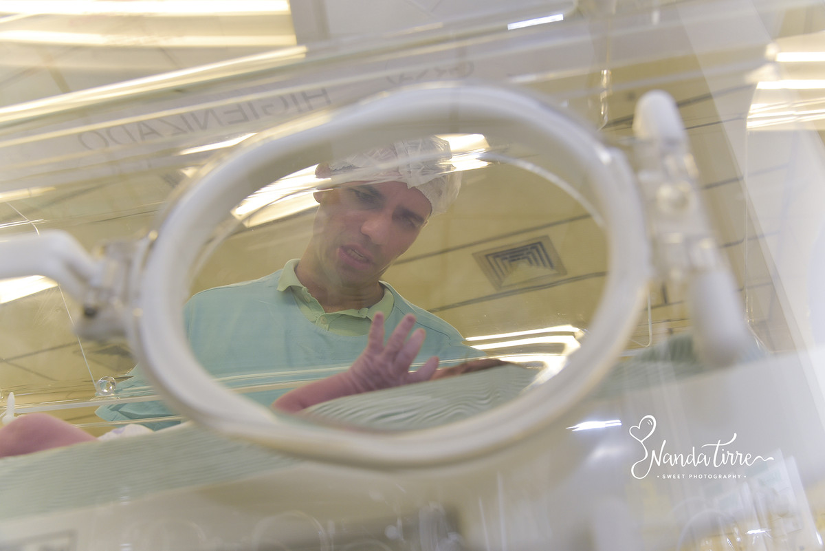 newborn-recem-nascido-bebê-baby-fotografia-fotógrafo-foto-book-ensaio-fotográfico-estúdio-nanda-tirre-photo-maternidade-perinatal-cssj-mãe-pai-grávida-gravidez-gestante-gestação-rio-de-janeiro-rj-parto-amamentação-photography-RJ-normal-cesárea-nascimento