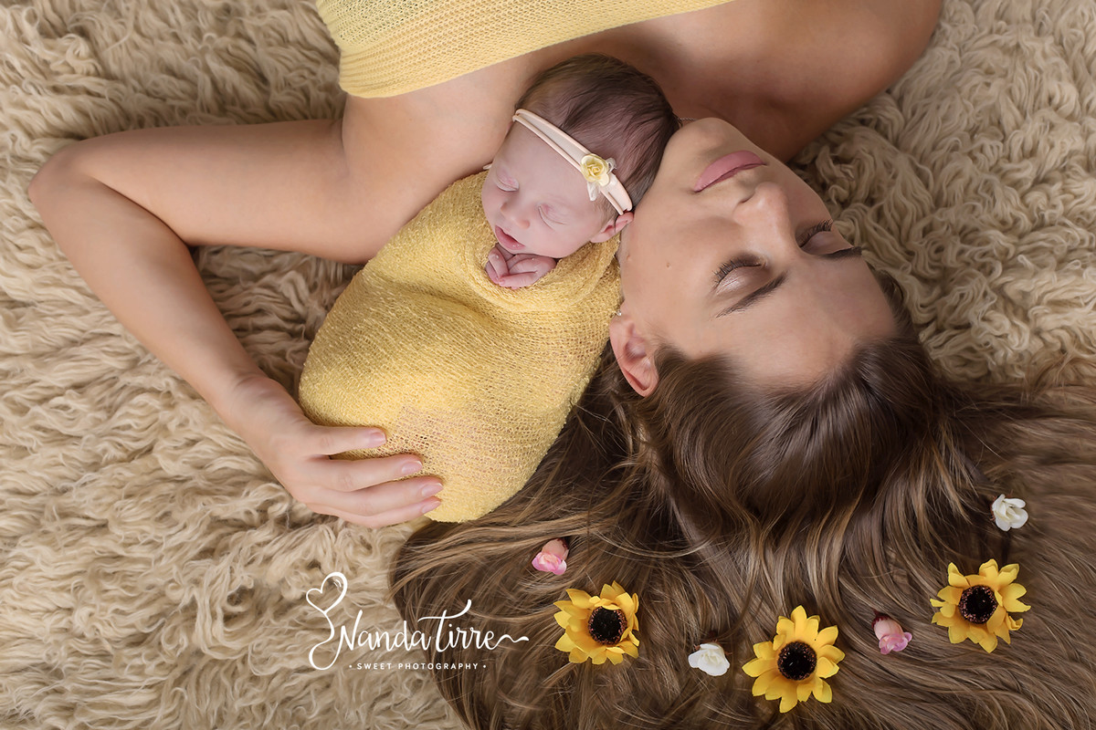 newborn-recem-nascido-bebê-baby-fotografia-fotógrafo-foto-book-ensaio-fotográfico-estúdio-nanda-tirre-photo-maternidade-perinatal-cssj-mãe-pai-grávida-gravidez-gestante-gestação-rio-de-janeiro-rj-parto-amamentação-photography-photographer-RJ-recém-nascido