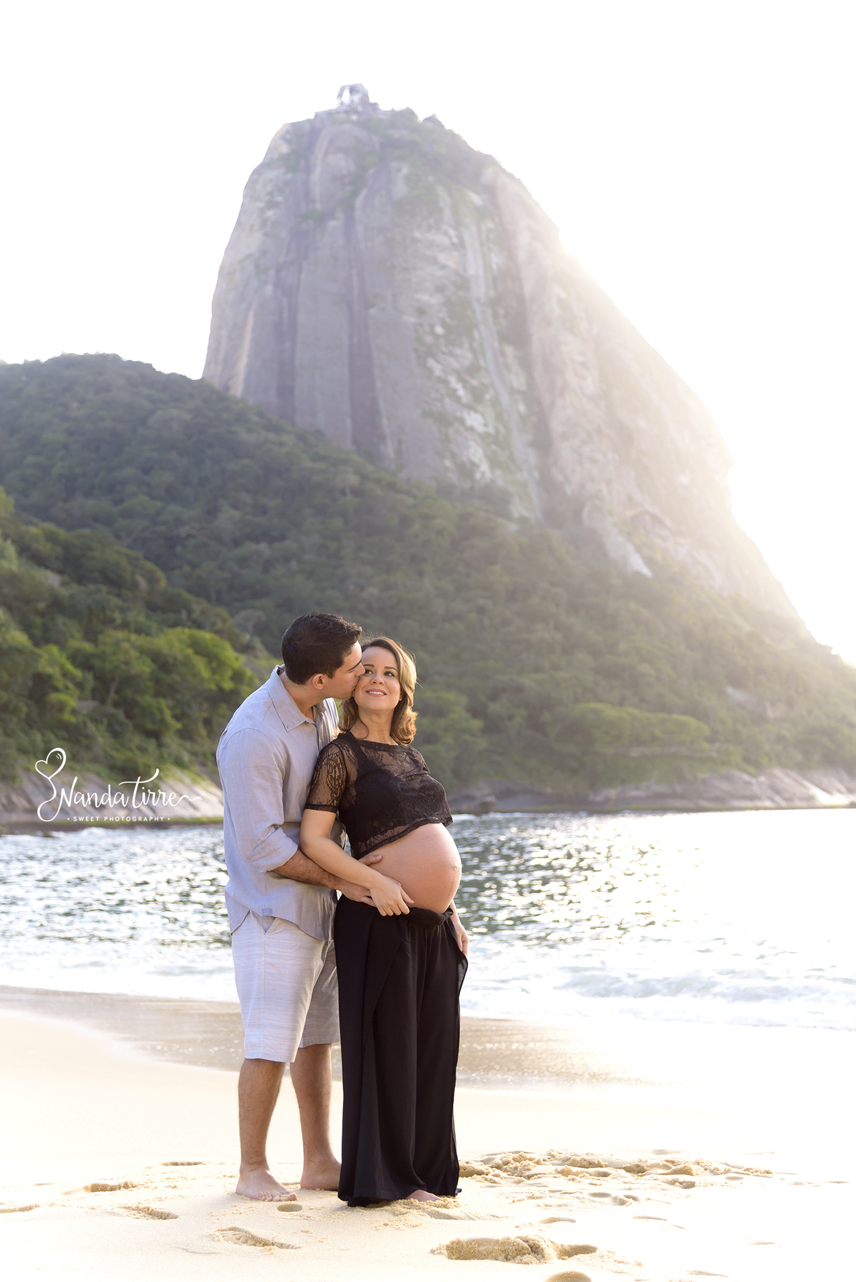 newborn-recem-nascido-bebê-baby-fotografia-fotógrafo-foto-book-ensaio-fotográfico-estúdio-nanda-tirre-photo-maternidade-perinatal-cssj-mãe-pai-grávida-gravidez-gestante-gestação-rio-de-janeiro-rj-parto-amamentação-photography-photographer-RJ-recém-nascido
