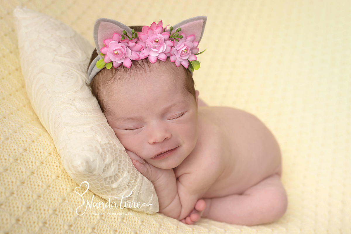 newborn-recem-nascido-bebê-baby-fotografia-fotógrafo-foto-book-ensaio-fotográfico-estúdio-nanda-tirre-photo-maternidade-perinatal-cssj-mãe-pai-grávida-gravidez-gestante-gestação-rio-de-janeiro-rj-parto-amamentação-photography-photographer-RJ-recém-nascido