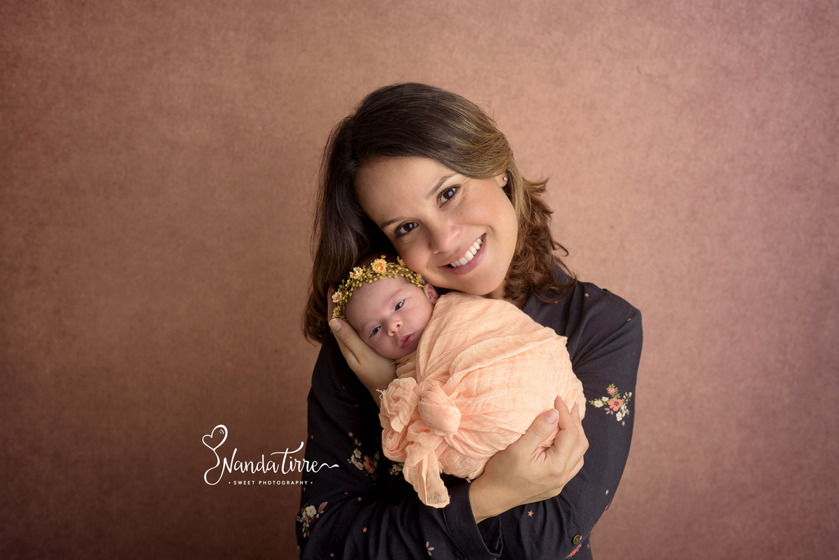 newborn-recem-nascido-bebê-baby-fotografia-fotógrafo-foto-book-ensaio-fotográfico-estúdio-nanda-tirre-photo-maternidade-perinatal-cssj-mãe-pai-grávida-gravidez-gestante-gestação-rio-de-janeiro-rj-parto-amamentação-photography-photographer-RJ-recém-nascido