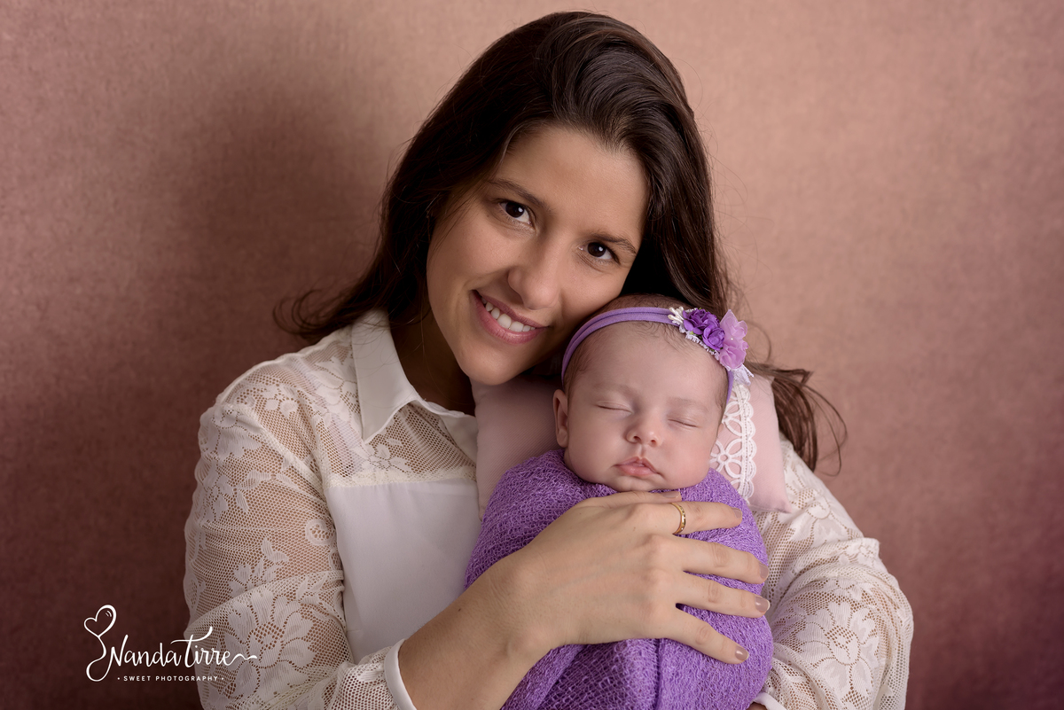 newborn-recem-nascido-bebê-baby-fotografia-fotógrafo-foto-book-ensaio-fotográfico-estúdio-nanda-tirre-photo-maternidade-perinatal-cssj-mãe-pai-grávida-gravidez-gestante-gestação-rio-de-janeiro-rj-parto-amamentação-photography-photographer-RJ-recém-nascido