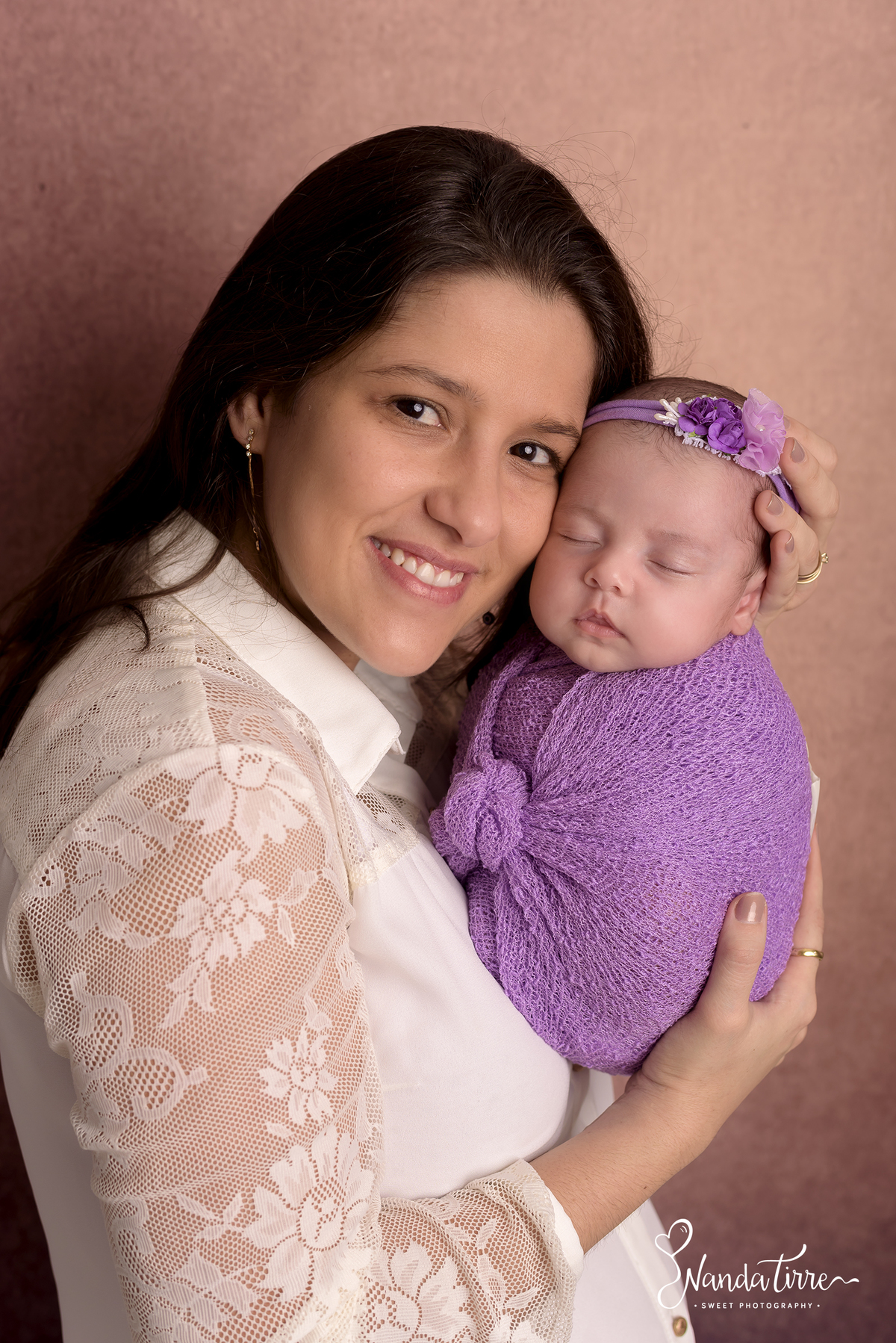 newborn-recem-nascido-bebê-baby-fotografia-fotógrafo-foto-book-ensaio-fotográfico-estúdio-nanda-tirre-photo-maternidade-perinatal-cssj-mãe-pai-grávida-gravidez-gestante-gestação-rio-de-janeiro-rj-parto-amamentação-photography-photographer-RJ-recém-nascido