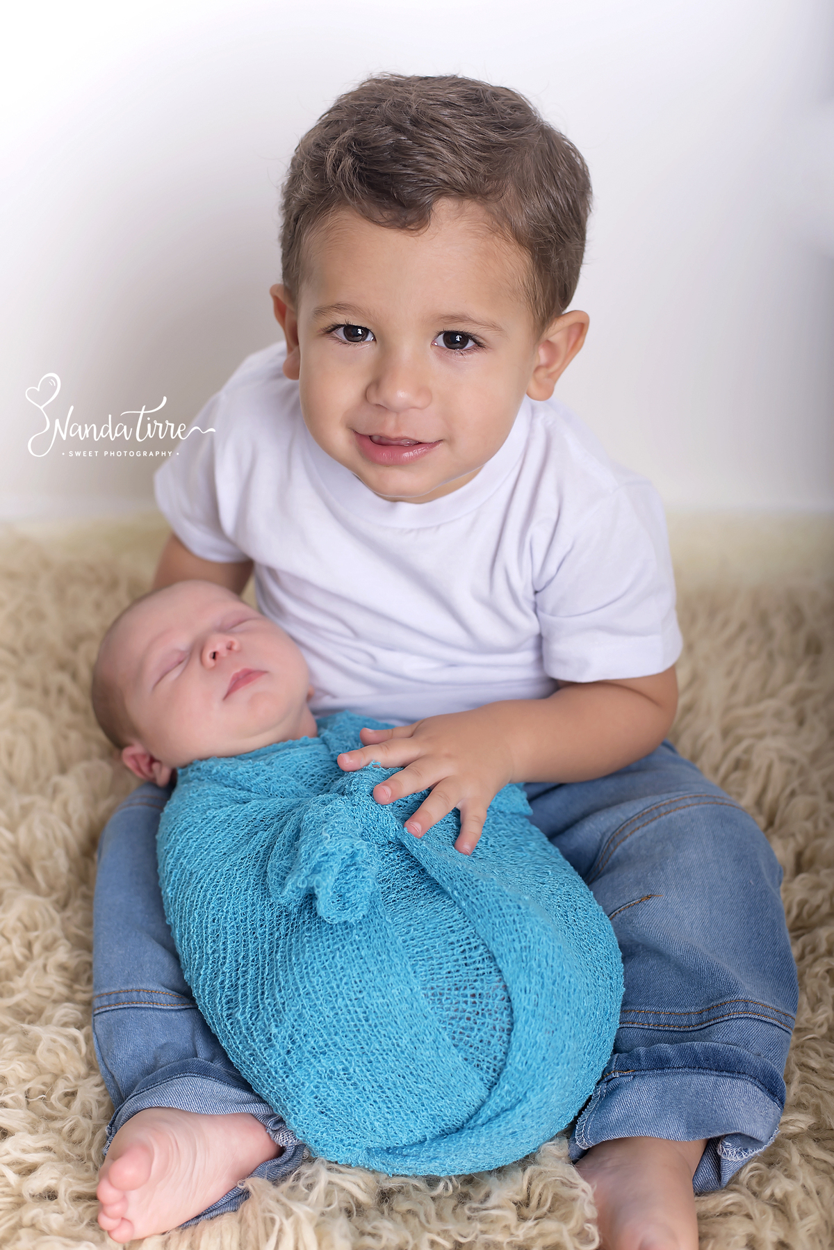 newborn-bebê-baby-fotografia-fotógrafo-foto-book-ensaio-fotográfico-estúdio-nanda-tirre-photo-maternidade-perinatal-cssj-mãe-pai-grávida-gravidez-gestante-gestação-rio-de-janeiro-rj-parto-amamentação-photography-photographer-RJ-recém-nascido-rio-recem