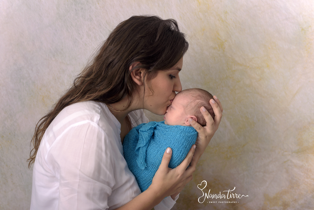 newborn-bebê-baby-fotografia-fotógrafo-foto-book-ensaio-fotográfico-estúdio-nanda-tirre-photo-maternidade-perinatal-cssj-mãe-pai-grávida-gravidez-gestante-gestação-rio-de-janeiro-rj-parto-amamentação-photography-photographer-RJ-recém-nascido-rio-recem