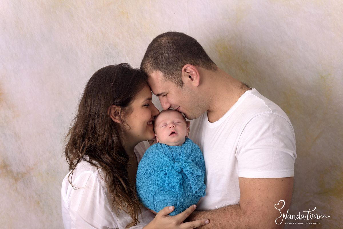 newborn-bebê-baby-fotografia-fotógrafo-foto-book-ensaio-fotográfico-estúdio-nanda-tirre-photo-maternidade-perinatal-cssj-mãe-pai-grávida-gravidez-gestante-gestação-rio-de-janeiro-rj-parto-amamentação-photography-photographer-RJ-recém-nascido-rio-recem